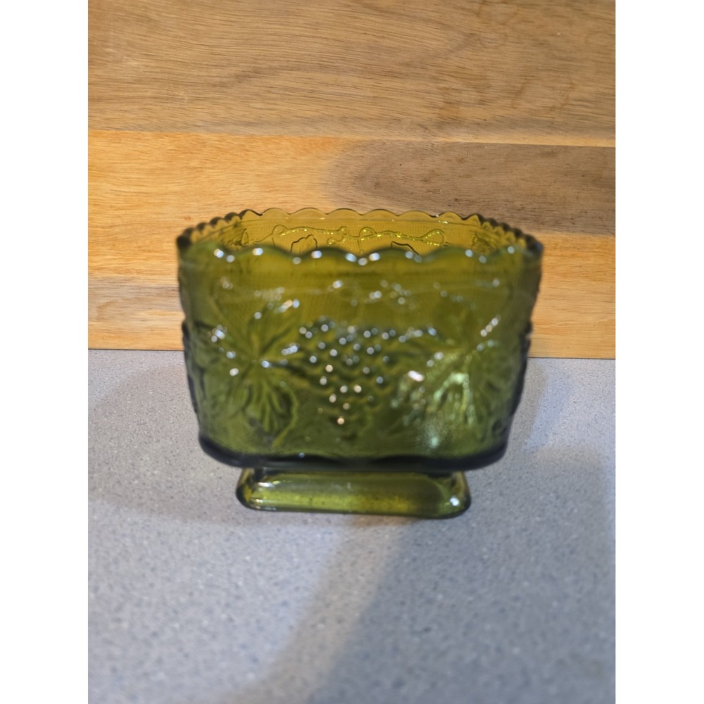Vintage Green Indiana Glass Footed Dish/Bowl Grapevine Design